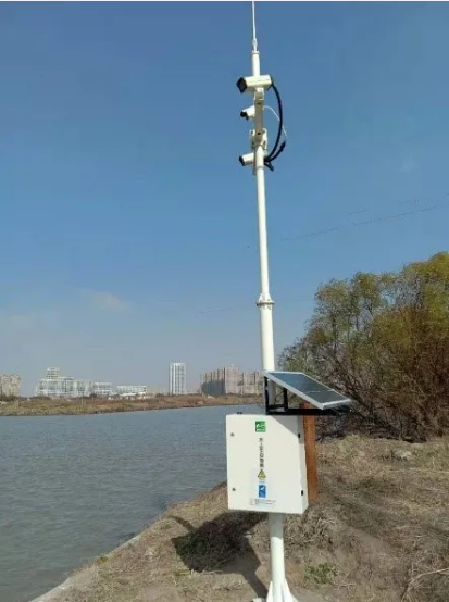 华东师大地科院李响团队与壹号娱乐（上海）信息技术有限公司合作研发：基于多源遥感技术的水生植物智能监测与报警系统